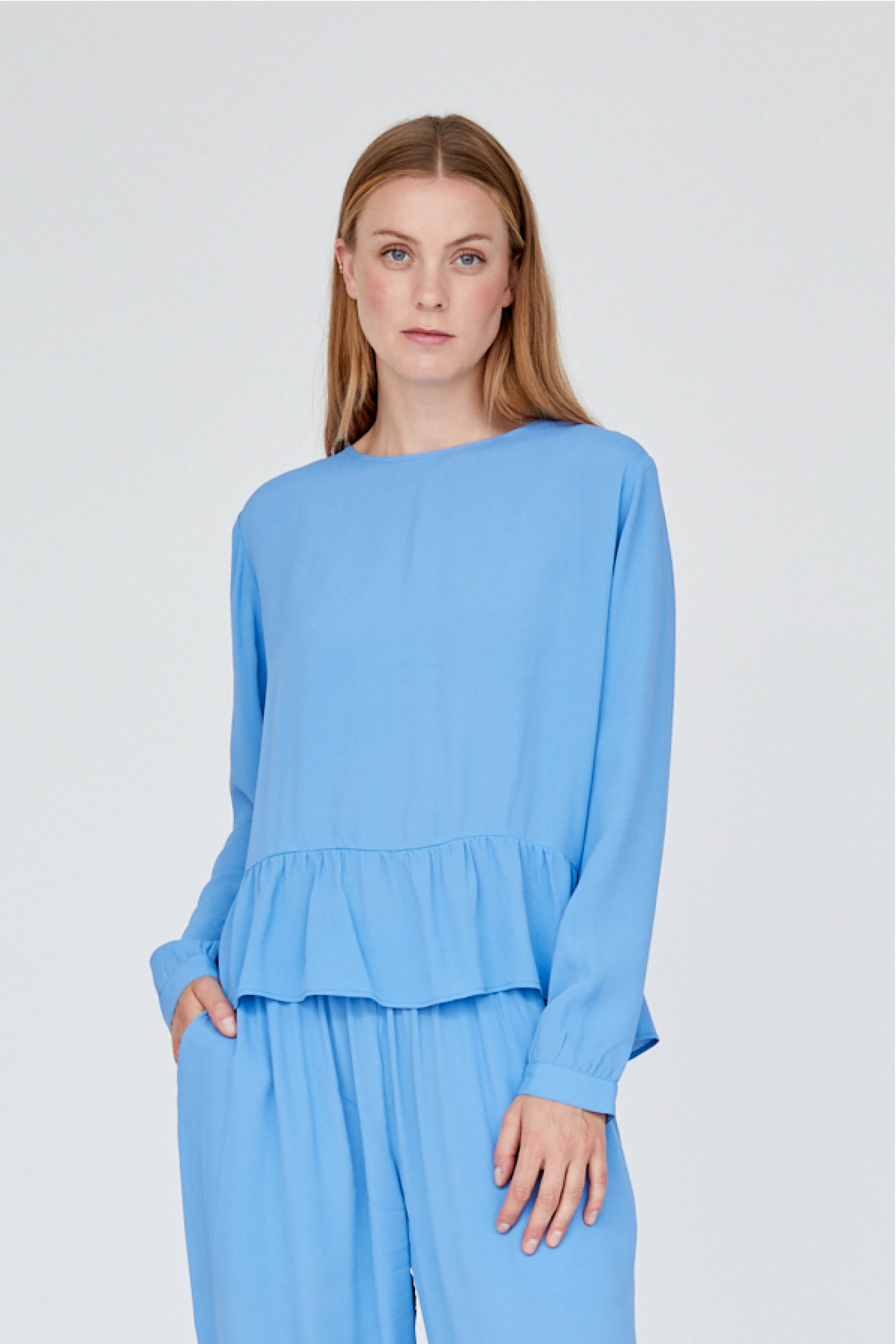Basic Apparel Nilla Peblum Top Bluser 341 Azure Blue